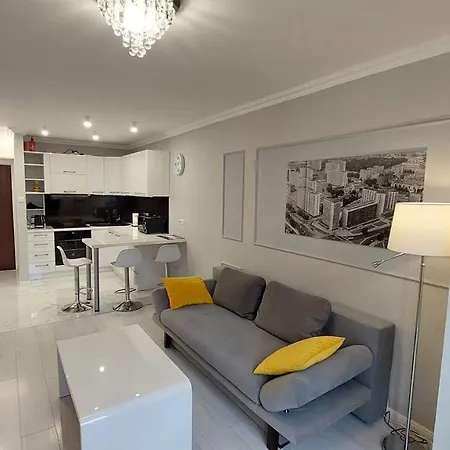 Elegancki Apartament W Sercu Warszawy Warsaw Exterior photo