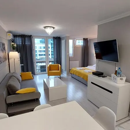 Elegancki Apartament W Sercu Warszawy Warsaw Exterior photo