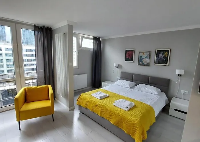 Elegancki Apartament W Sercu Warszawy